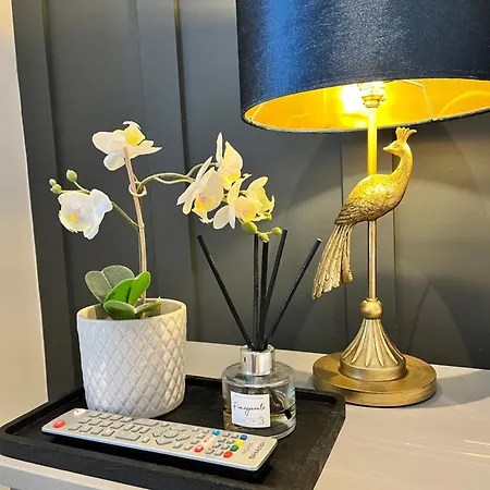 Westreach - A 4 Bedroom, En-suite Sleep 8 Townhouse